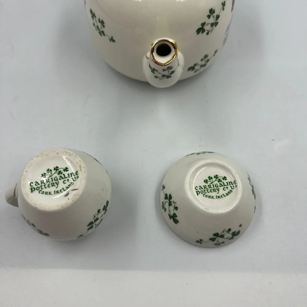 Vintage Carrigaline Ireland Fox Hunt Tea Set Teapot Creamer Sugar Shamrocks Gold